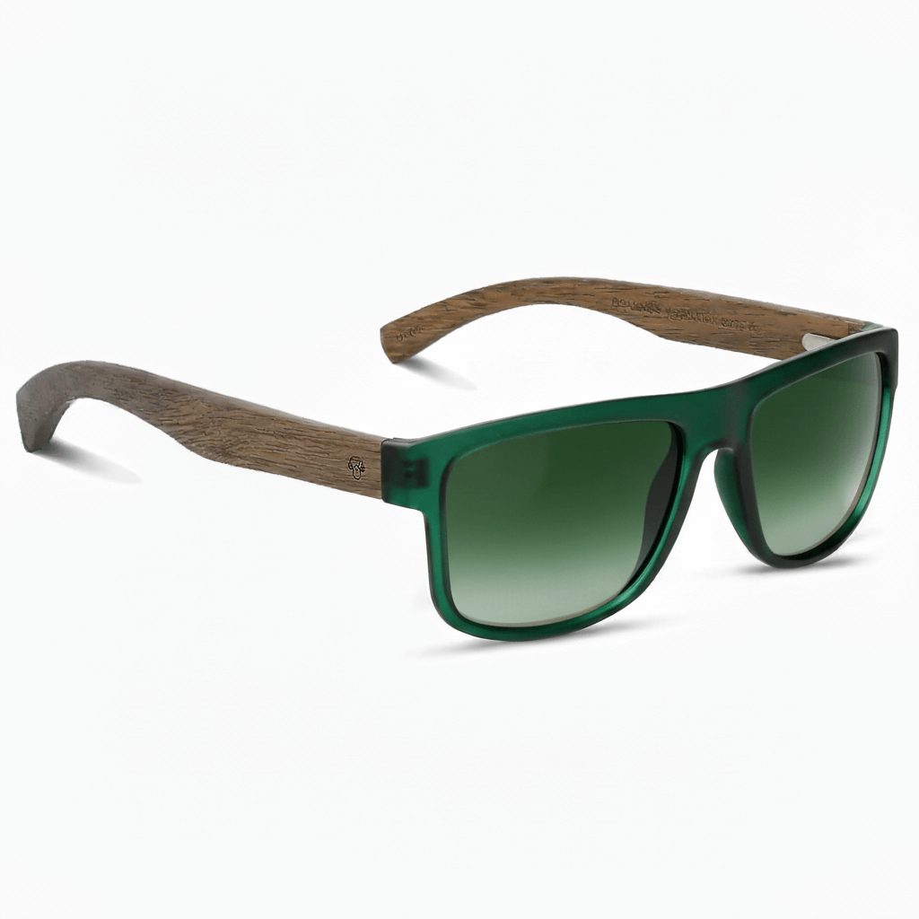 Eyeglasses gafa sun polarized sustainable eco-friendly recycled plastic bonoboss modelo aukan forest green with lenses polarized color gradient green foto angled #color_forest