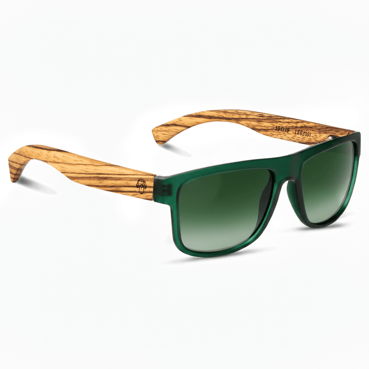 Sunglasses polarized recycled plastic rectangular for men and women with wooden temple zebrawood and marco green cristales gradient green Bonoboss #color_forest