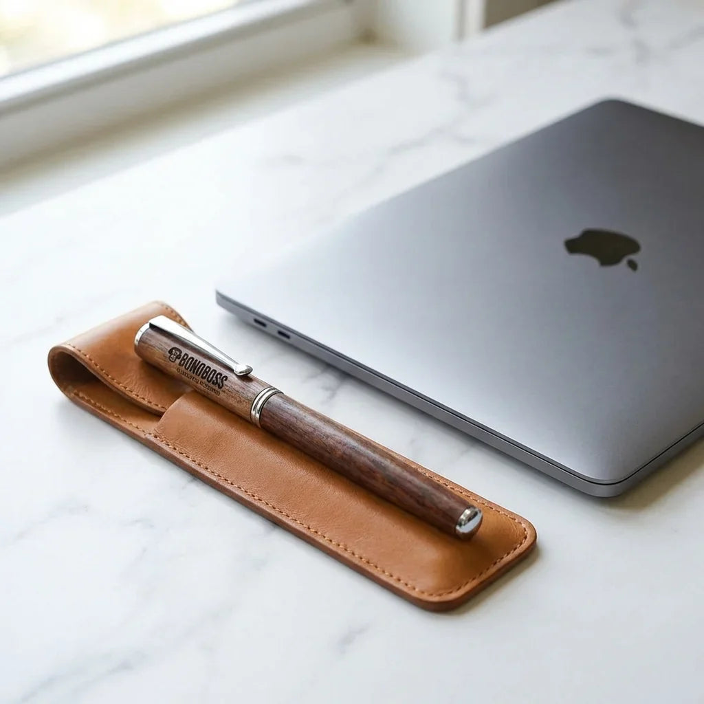 Lápiz wooden premium workspace minimalista with laptop bonoboss