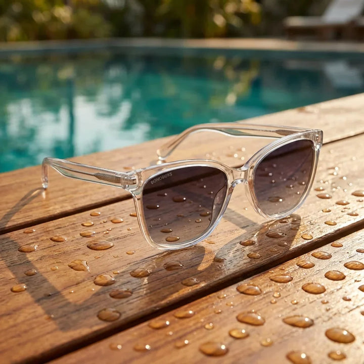 Women wearing lenses sun tiare bio-acetate polarized clear aventura outdoor naturaleza eco-consciente bonoboss #editorial_sustentabilidad #color_transparente