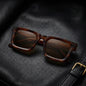 Lentes sol Tokyo polarizados UV400 bio-acetato square brown sobre cuero y brass textura premium noble Bonoboss #editorial_grid1 #color_brown