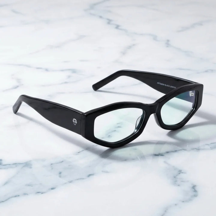 Lenses optical artemisa black sobre mármol white elegante frame premium bonoboss #editorial_armazon #color_negro
