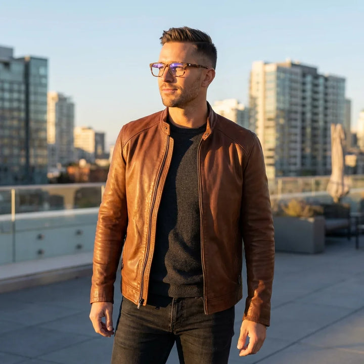 Lenses optical canelo tortoise men profesional in rooftop urbano atardecer bonoboss #editorial_lifestyle1 #color_carey