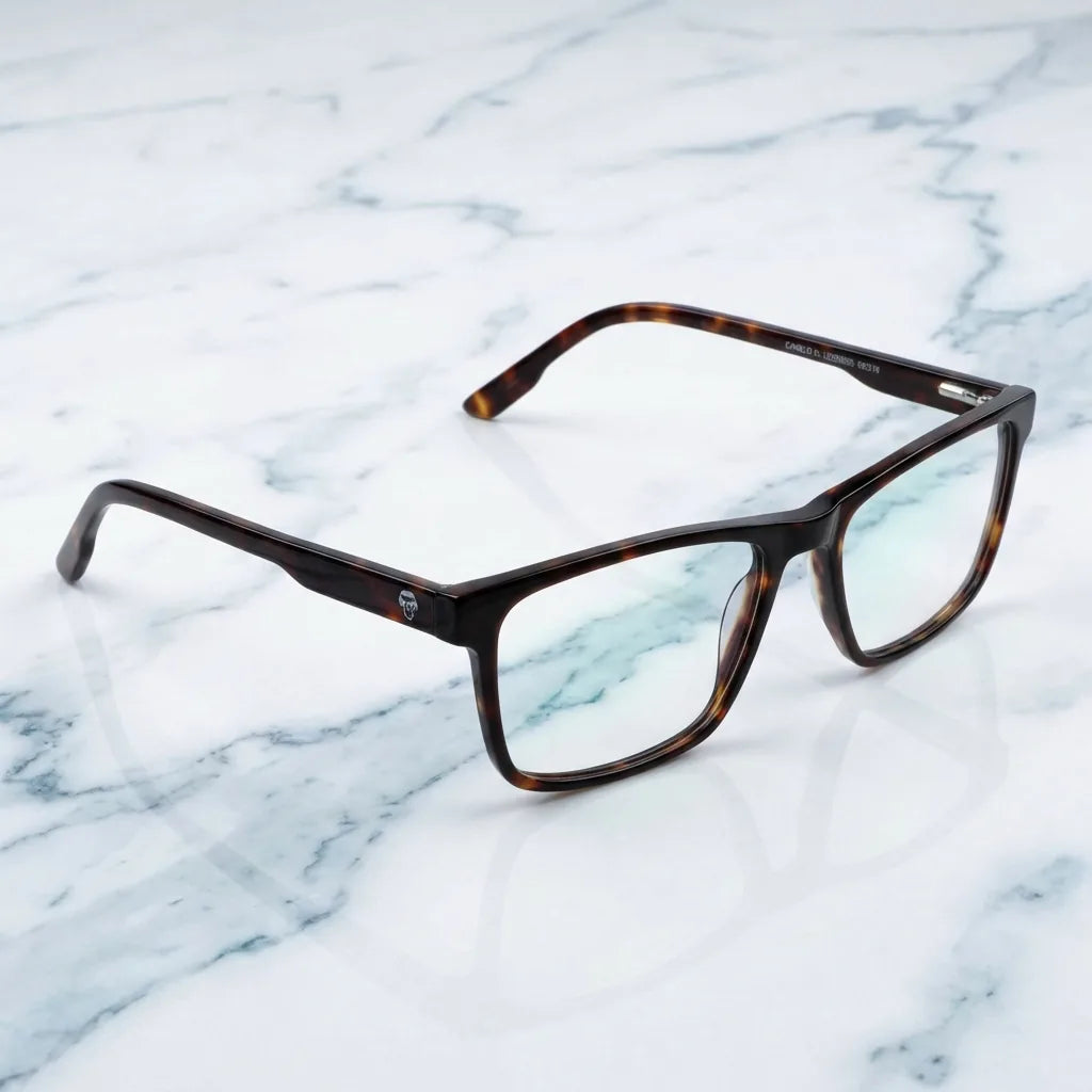 Lenses optical canelo tortoise sobre mármol white elegante frame premium bonoboss #editorial_armazon #color_carey