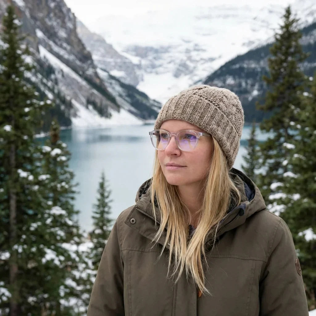 Lenses optical chiloe clear sobre mármol white elegante frame premium bonoboss #editorial_armazon #color_transparente