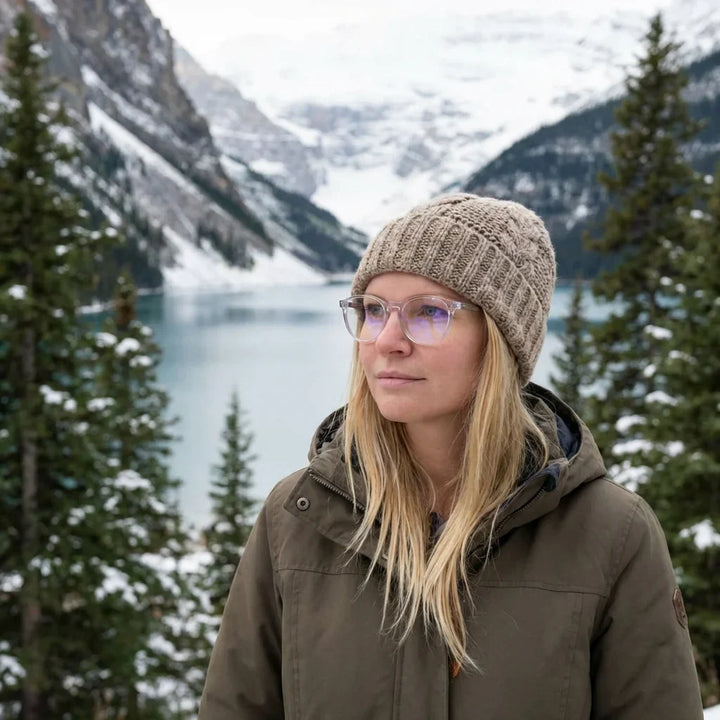 Lenses optical chiloe clear sobre mármol white elegante frame premium bonoboss #editorial_armazon #color_transparente
