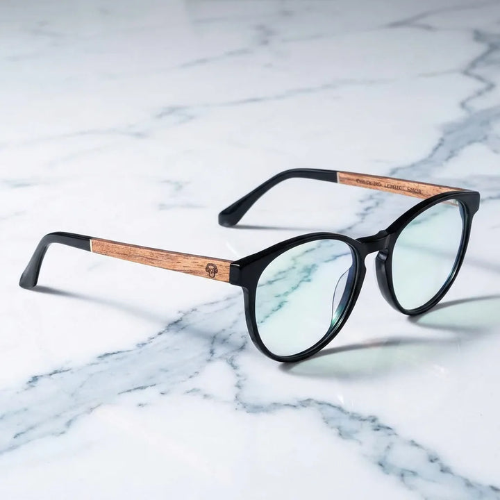 Lenses optical chiloe black sobre mármol white elegante frame premium bonoboss #editorial_armazon #color_negro