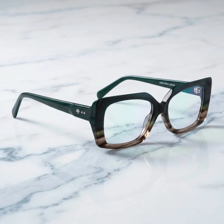 Lenses optical domi honey green sobre mármol white elegante frame premium bonoboss #editorial_armazon #color_honey-green