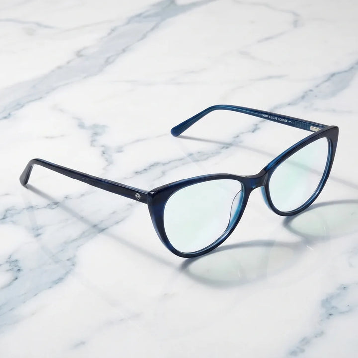 Lenses optical emily blue sobre mármol white elegante frame premium bonoboss #editorial_armazon #color_azul