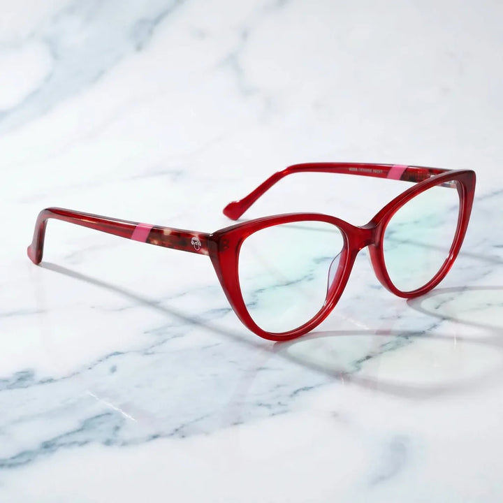 Lenses optical emma red sobre mármol white elegante frame premium bonoboss #editorial_armazon #color_rojo