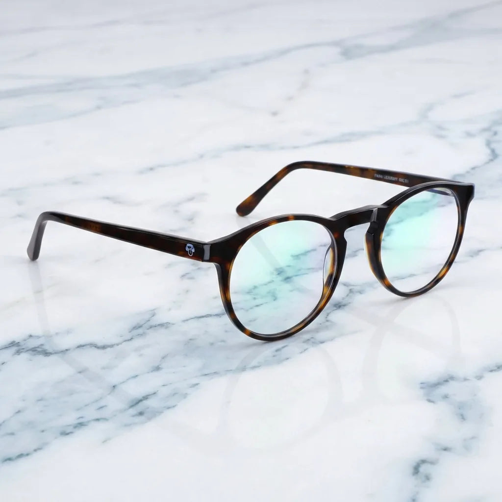 Lenses optical fran 1 tortoise sobre mármol white elegante frame premium bonoboss #editorial_armazon #color_carey