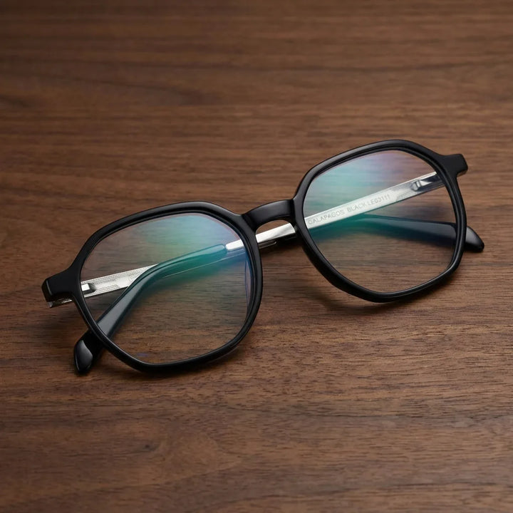 Lenses optical galapagos black sobre escritorio wooden premium calidad premium prescription bonoboss #editorial_banner_confianza #color_negro