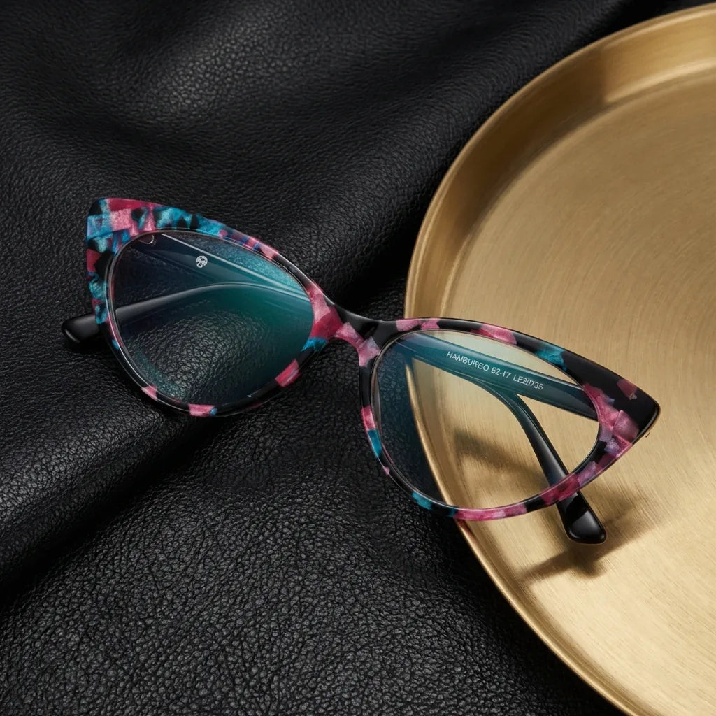 Lenses optical hamburgo red women ciclista urbana estilo café bonoboss #editorial_lifestyle4 #color_rojo