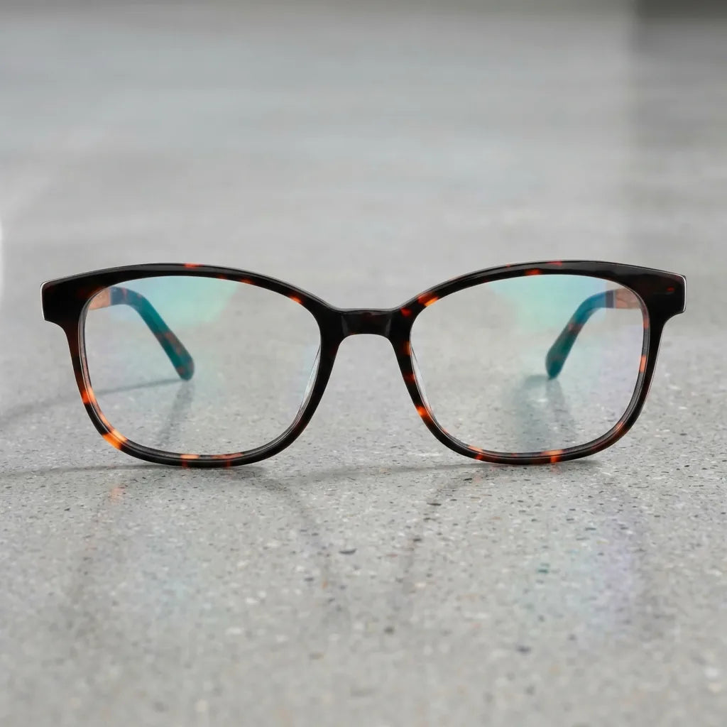 Lenses optical hanga roa tortoise sobre concreto pulido minimalista frame premium bonoboss #editorial_armazon #color_carey