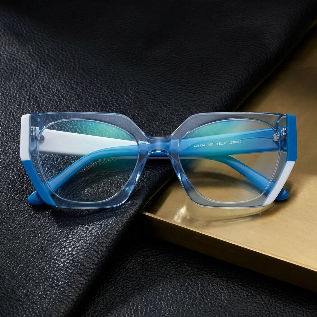 Lenses optical kai kai blue sobre black leather with detalle brass gold calidad premium prescription bonoboss #editorial_banner_confianza #color_azul
