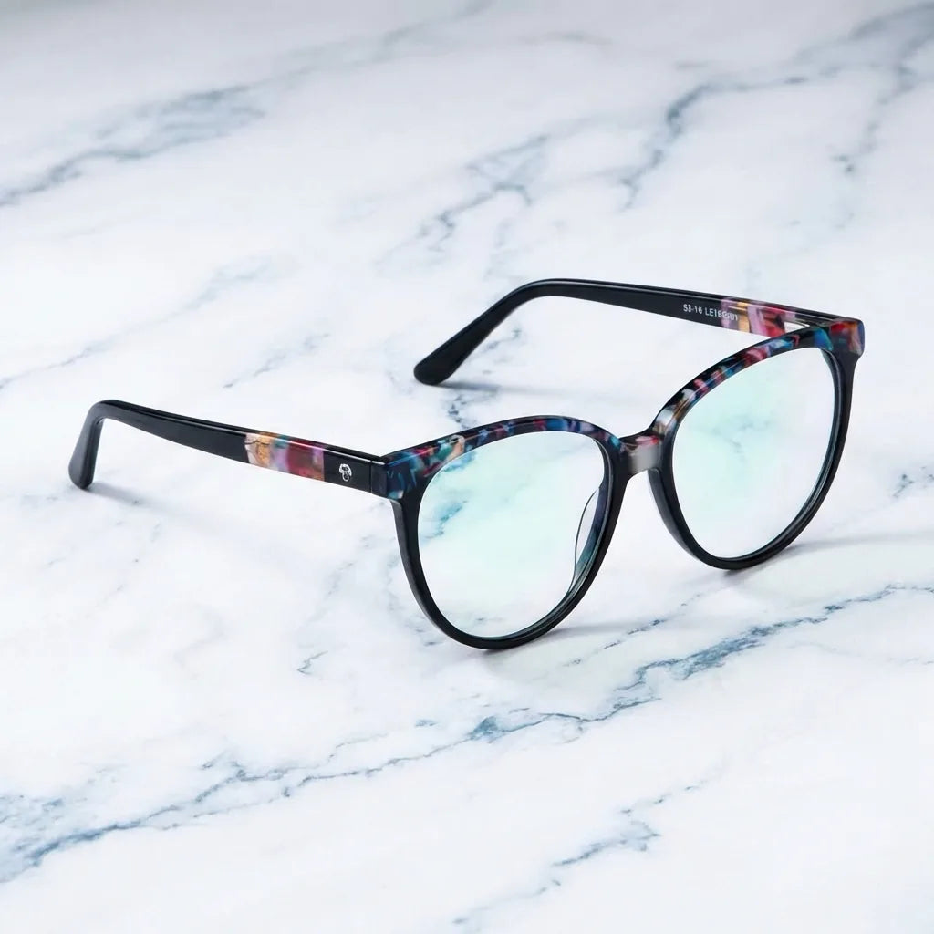 Lenses optical le183 burdeo women in bicicleta vintage café urbano bonoboss #editorial_lifestyle3 #color_burdeo