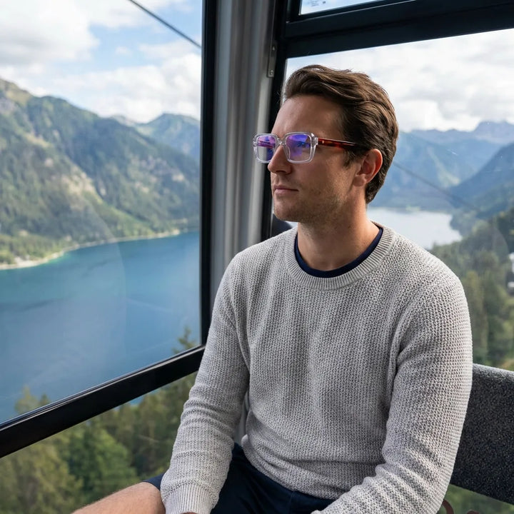Lenses optical london acetate crystal tortoise modelo in teleférico with vista a lago bonoboss #editorial_lifestyle2 #color_crystal-carey