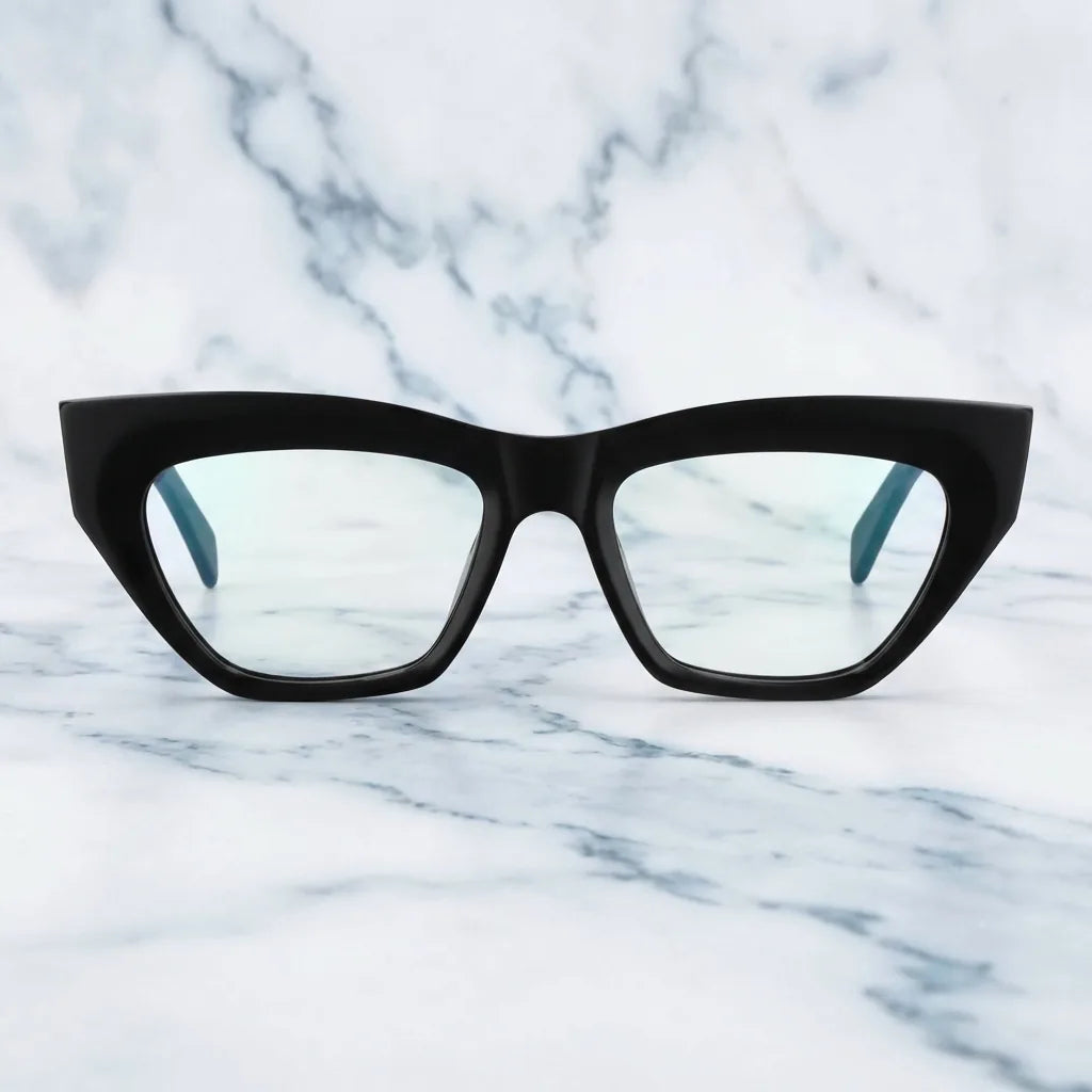 Lenses optical minerva black sobre mármol white elegante calidad premium prescription bonoboss #editorial_banner_confianza #color_negro