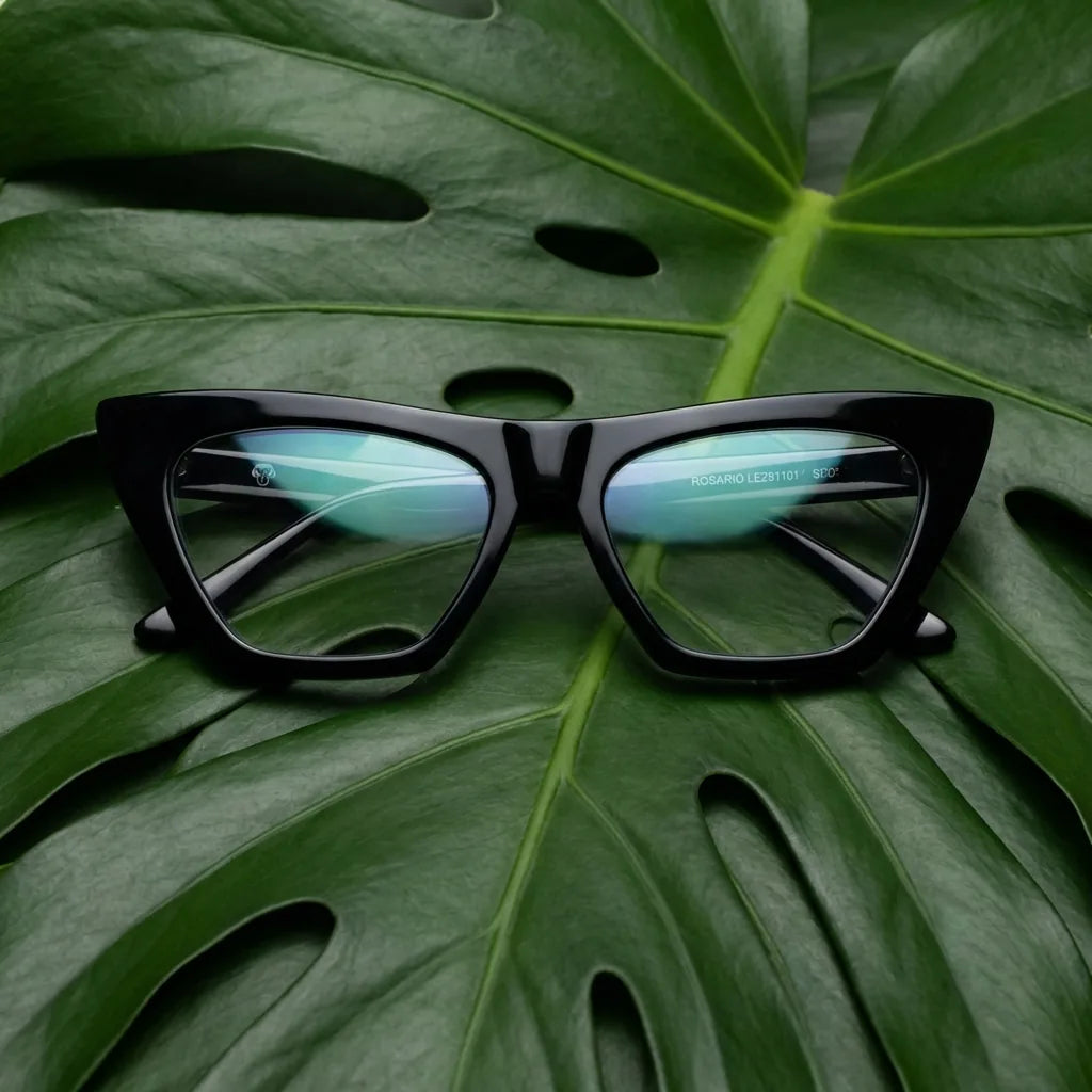 Lenses optical rosario black entre hojas botánicas naturales diseño sustainable bonoboss #editorial_sustentabilidad #color_negro