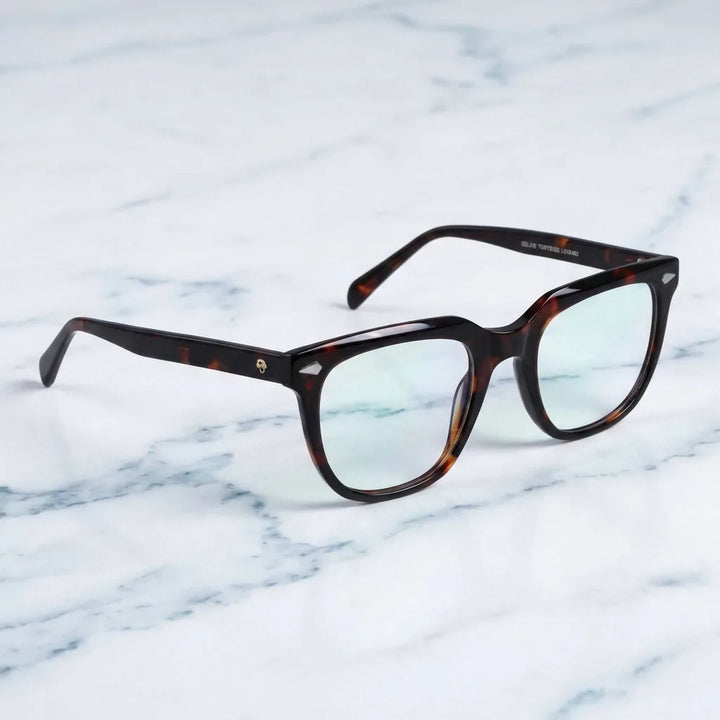 Lenses optical selkie tortoise sobre mármol white elegante frame premium bonoboss #editorial_armazon #color_carey
