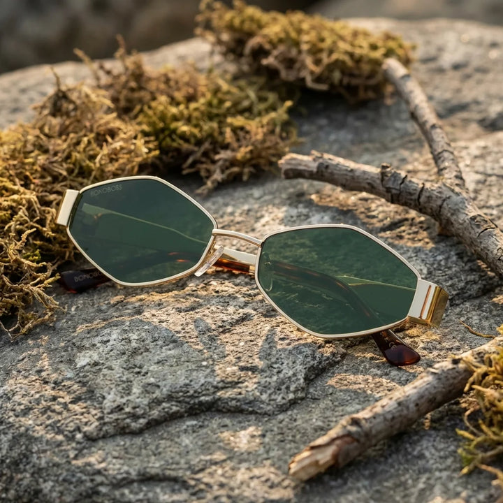 Lentes de sol polarizados Valkyrie en verde G15: toma de frente (bioacetato y acero inoxidable) #editorial_sustentabilidad #color_g15