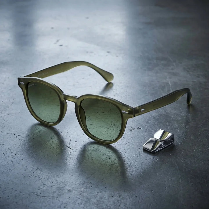 Lenses sun waimea polarized rpet recycled of the oceano black in naturaleza junto a cascada material sustainable bonoboss #editorial_sustentabilidad #color_negro