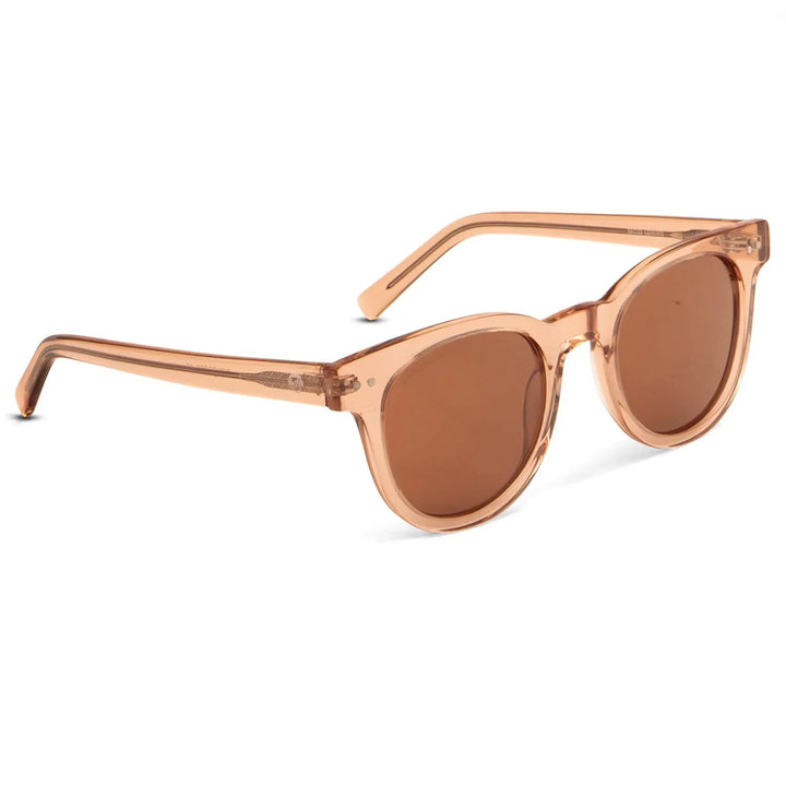 Women wearing lenses sun meli bio-acetate polarized marble driving costa sun protection UV400 estilo bonoboss #editorial_banner #color_marble