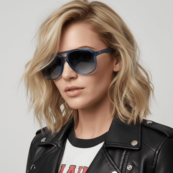 Una modelo women rubia in 45º wearing sunglasses bonoboss aviador retro vintage modelo orson #color_azul