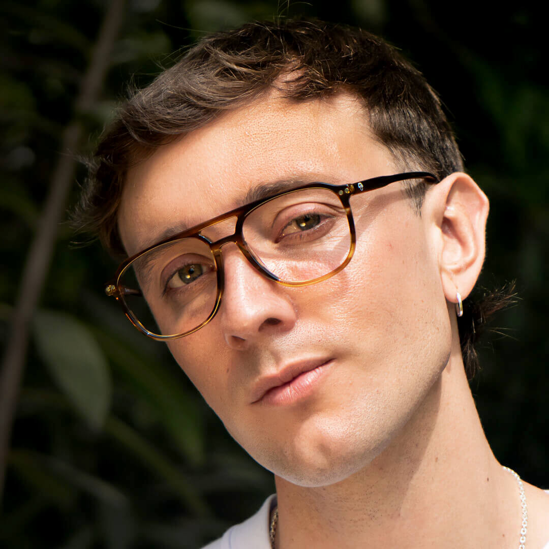 Eyeglasses or optical frames oval tortoise sobre lente sun clip-on iman polarized for men and women vista front Bonoboss #color_yellow