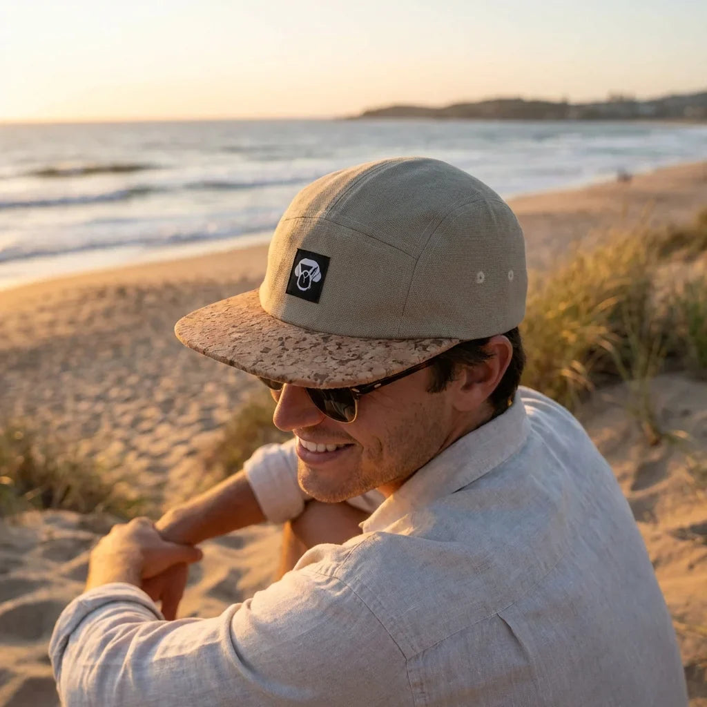 Gorro cork ecológico in playa to the atardecer bonoboss