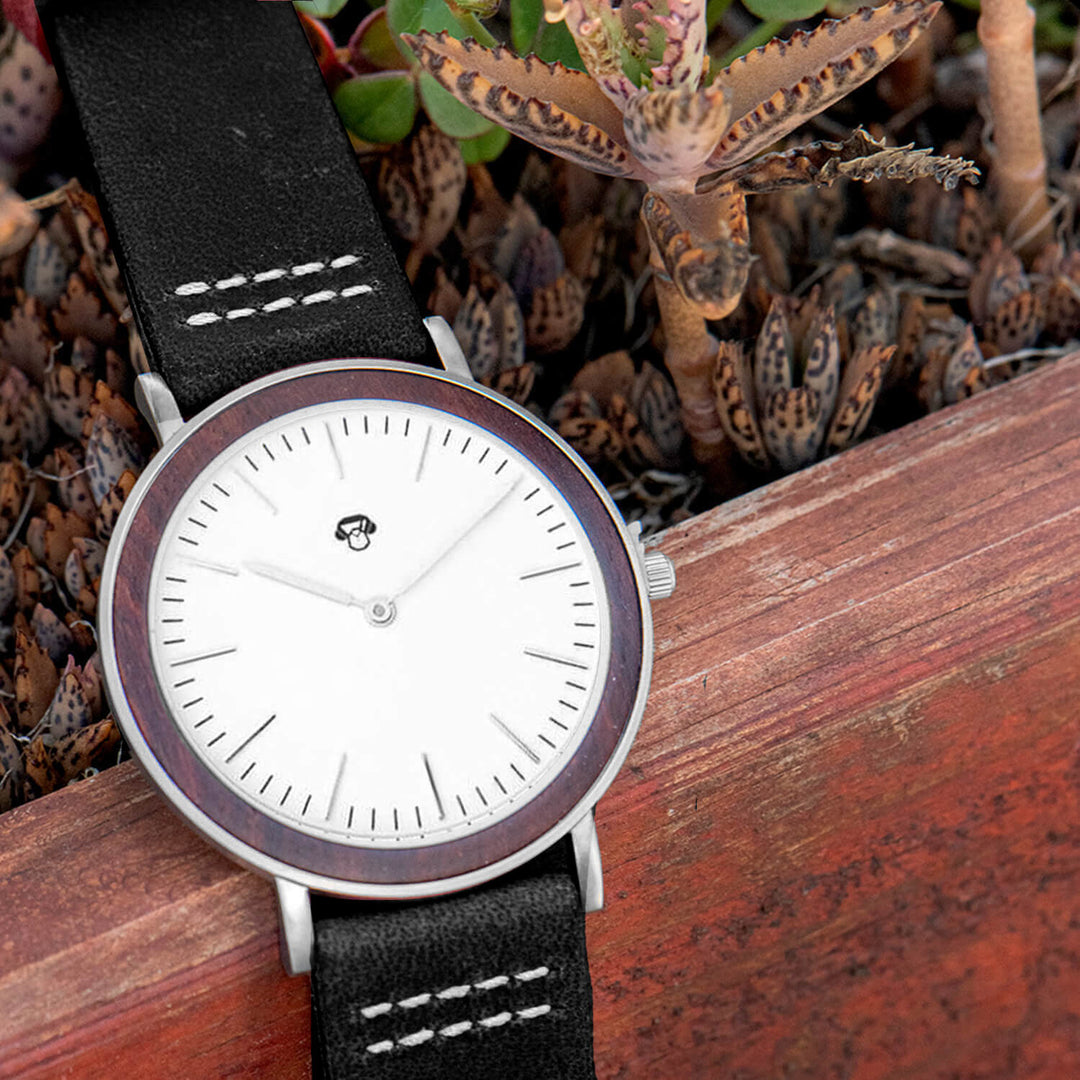 Toki Sandalwood Red Silver Sport