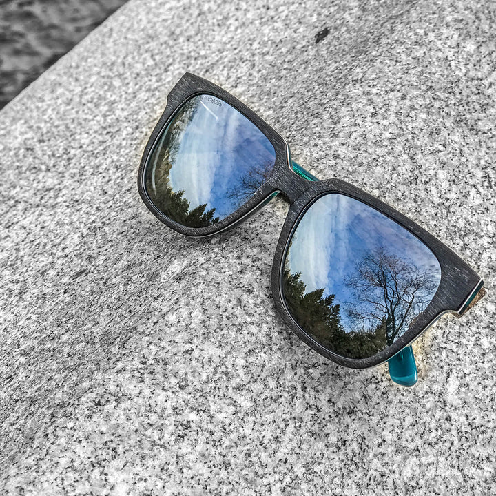 Sunglasses polarized for men and women with anti-reflective interno and wooden temples natural sustainables Bonoboss #color_zebrano