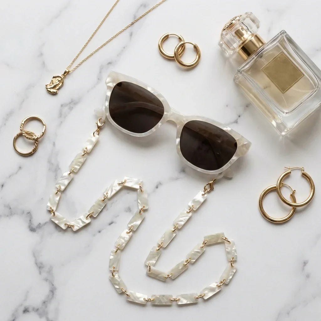Cadena acetate recycled for lenses white flat lay accesorios moda mármol bonoboss #color_blanco
