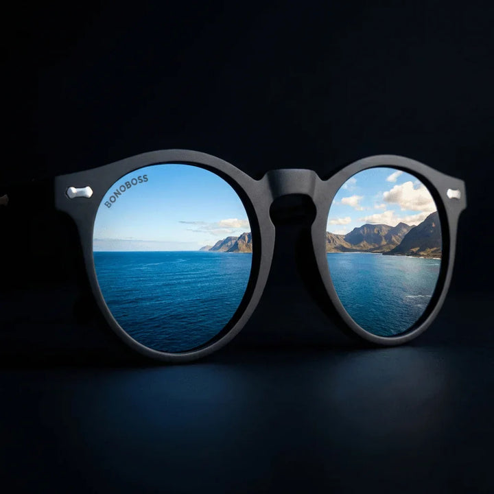 Lenses sun temuco polarized rpet recycled of the oceano brown sobre arena dorada costa tonos calidos bonoboss #editorial_detail2 #color_cafe
