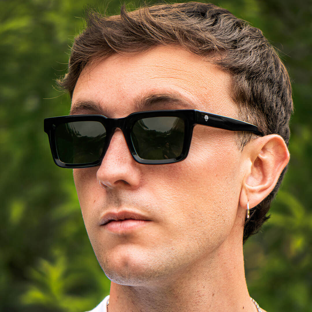 anteojos de sol polarizados para hombre y mujer rectangulares de color negro cristal g15 grandes para cara  redonda  #color_negro